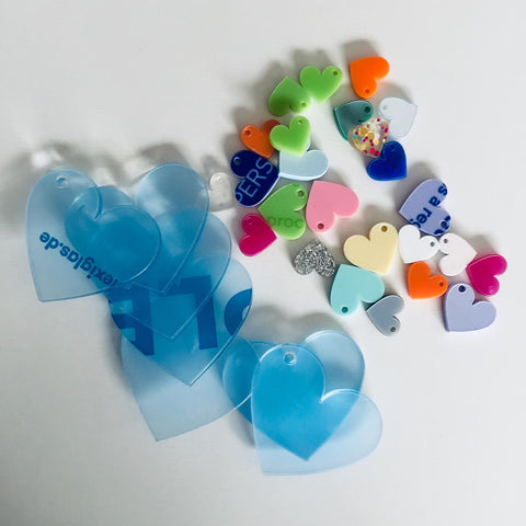 6cm Clear Acrylic Heart 3mm (10pcs)